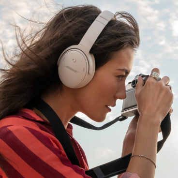 Headphones & earbuds